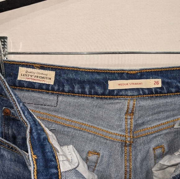 Levi's Wedgie Straight Denim Jean Pant Size 26 - Picture 4 of 11